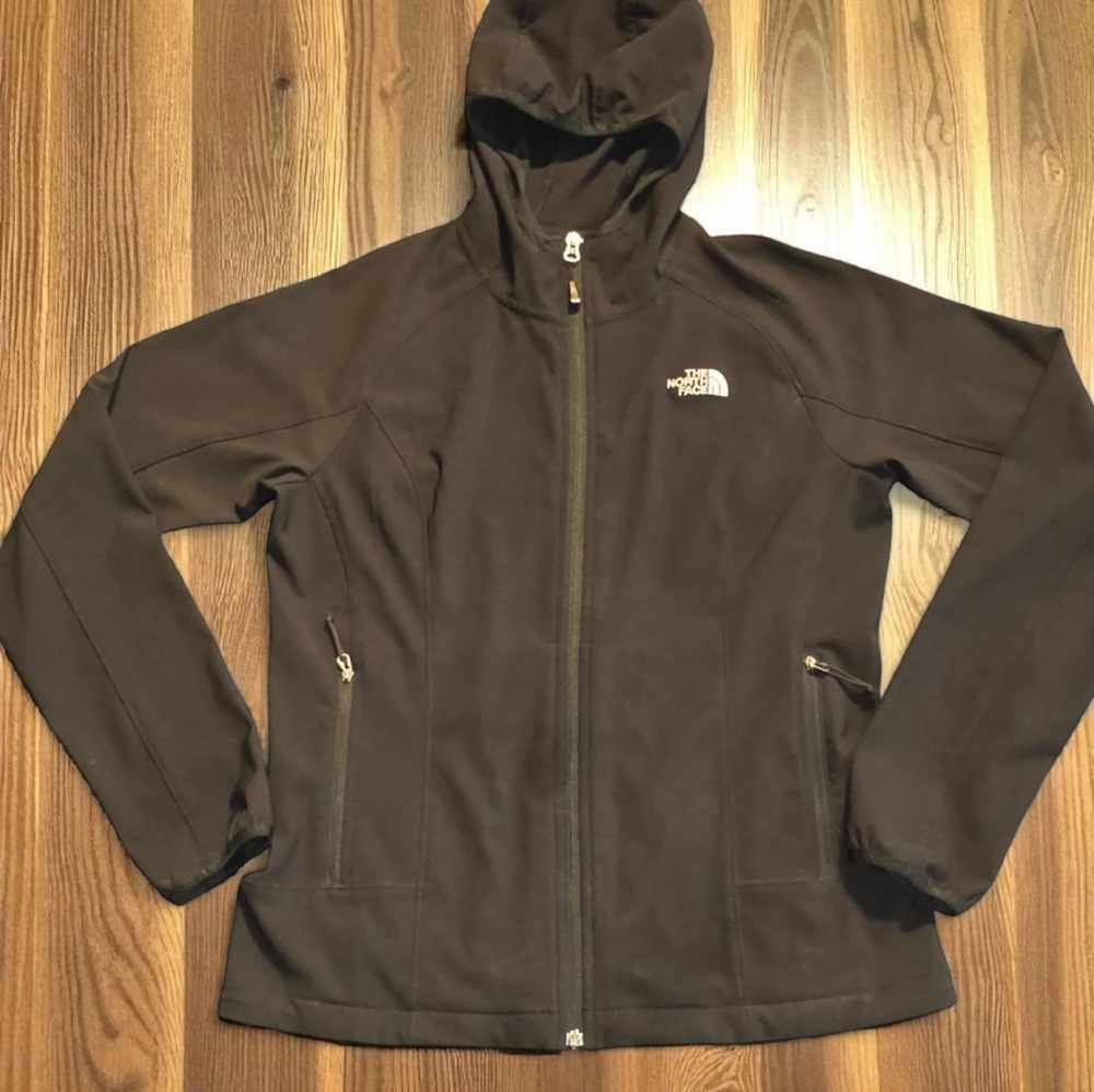 (The North Face) Womens Medium Softshell Black Hooded Jacket. In Good Condition